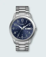 Reloj Timex South Street Sport de 36mm con esfera azul, tecnología Indiglo y correa de acero.
